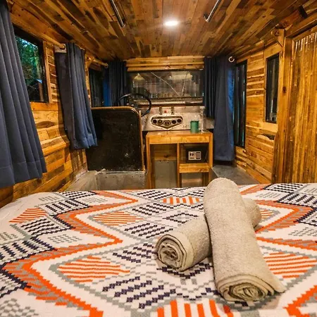 Barya Lang Villa- Native Villa With Jeepney Room El Nido Exterior photo