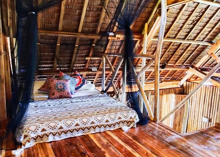 Barya Lang Villa- Native Villa With Jeepney Room